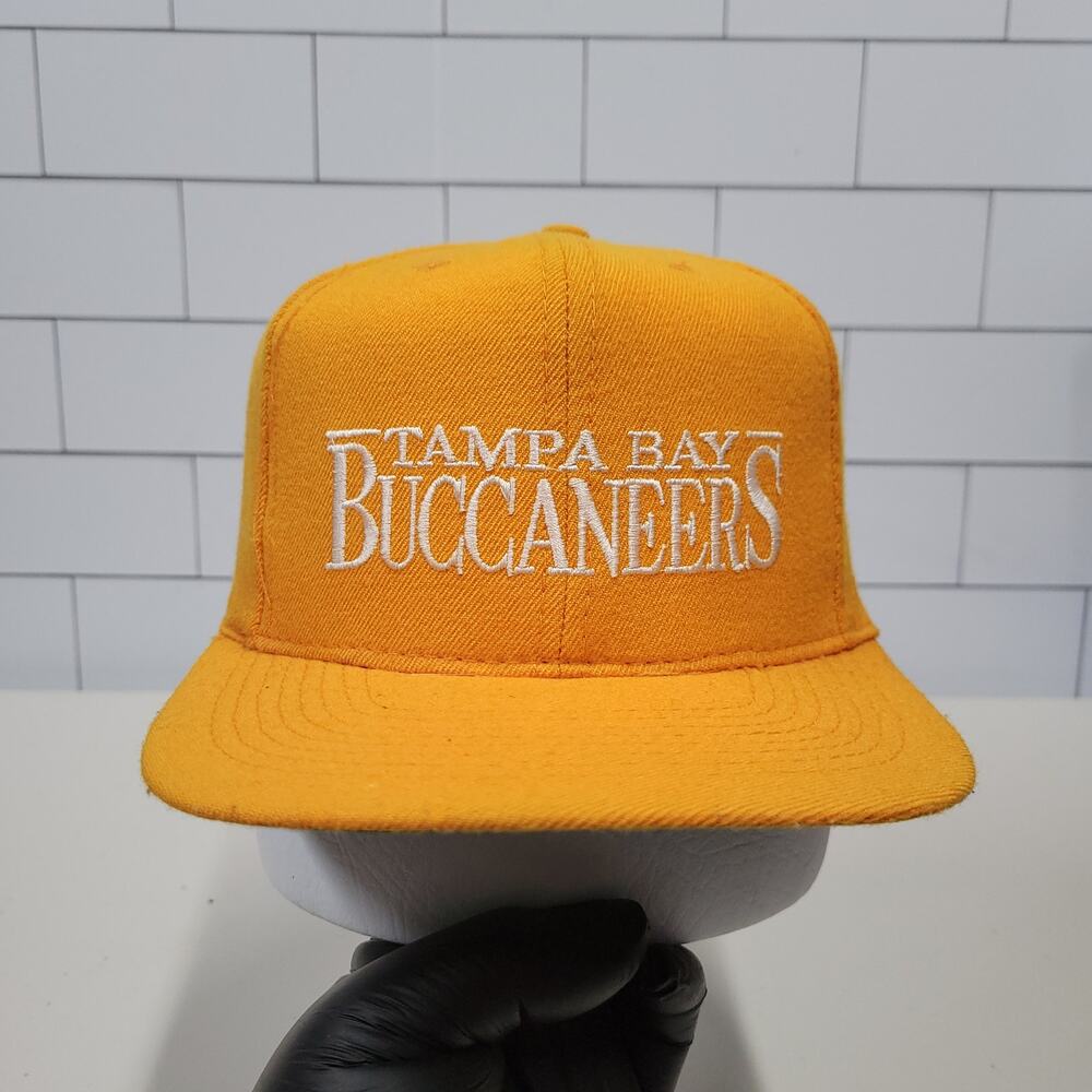 Vintage Tampa Bay Buccaneers NFL Annco Wool Snapback Hat Orange Taiwan